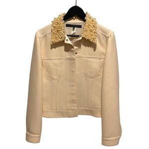 Guerriero Italy Women's Pearl Embellished Collar‎ Jacket Elegant
Size 42 US 6/8